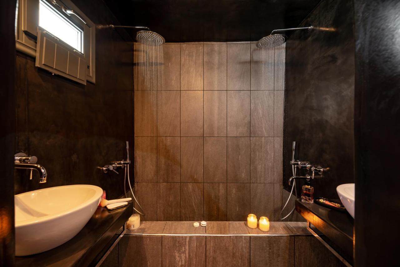 Saint Sin Suites - Adults Only إيميروفيغلي المظهر الخارجي الصورة