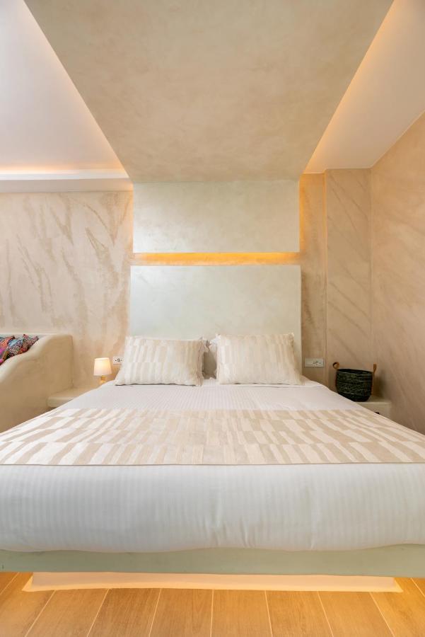 Saint Sin Suites - Adults Only إيميروفيغلي المظهر الخارجي الصورة